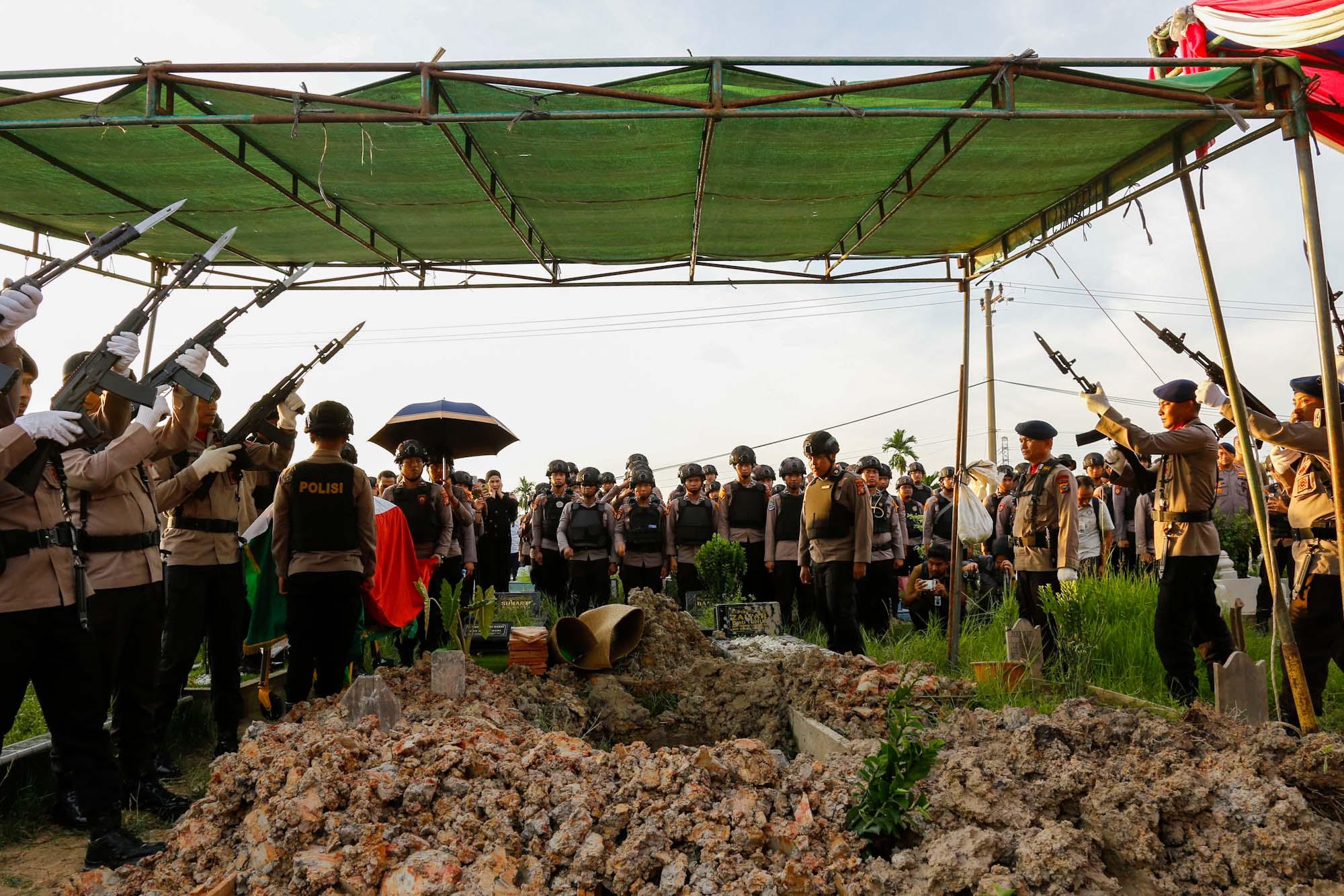 Polda Riau Berduka, Almarhum Brigadir Dedi Handoko Gugur Saat Latihan ...
